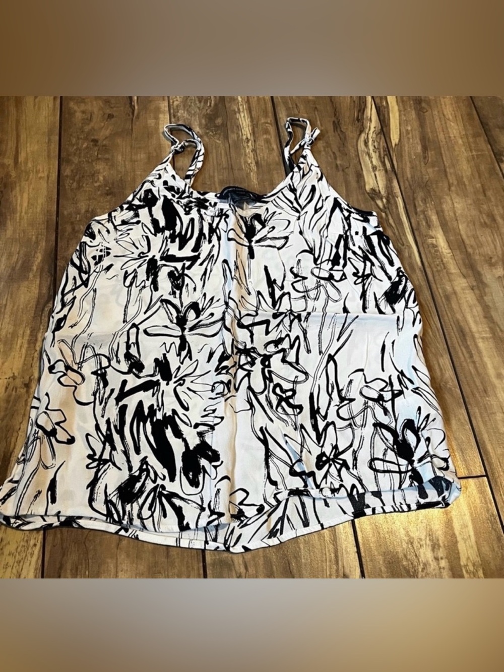 French Connection black and white graphic floral camisole tank top size 2